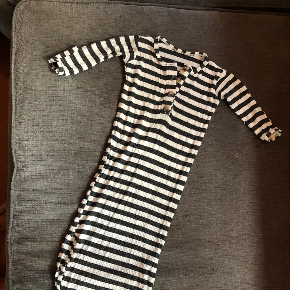 Lou & Lou company Collin knotted gown